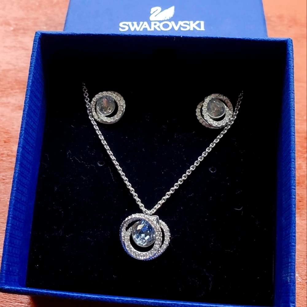 SOLD/ Swarovski jewelry set